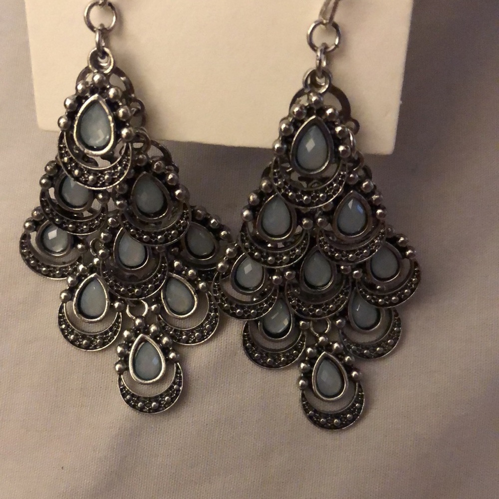 Lucky Brand Silver Tone & Slate Blue Teardrop Tiered Chandelier Earrings NEW - Picture 7 of 11